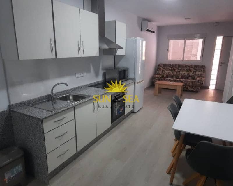 4 soverom Leilighet til leie i Elche / Elx - € 900 (Ref: 8792021)