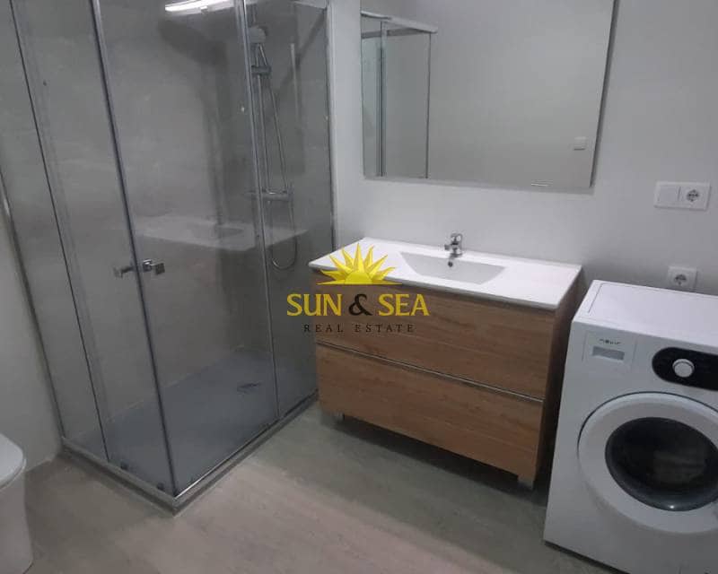 4 soverom Leilighet til leie i Elche / Elx - € 900 (Ref: 8792021)