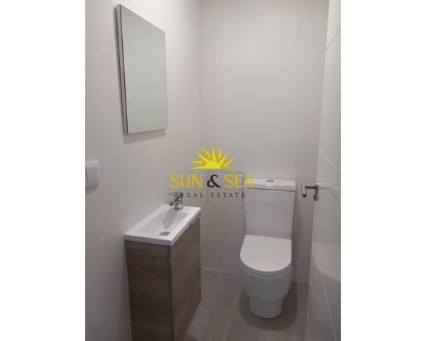 Appartement de 4 chambres à louer à Altabix, Elche / Elx - 900 € (Ref: 8792021)