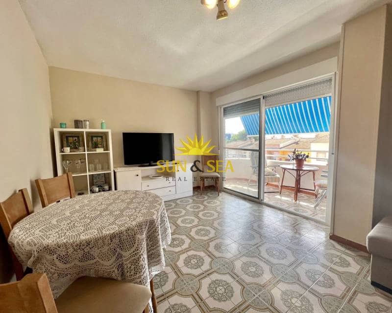 2 bedroom Penthouse for holiday rental in Orihuela Costa with pool - € 900 (Ref: 8800101)
