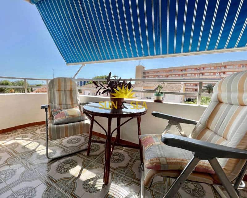 2 bedroom Penthouse for holiday rental in Orihuela Costa with pool - € 900 (Ref: 8800101)