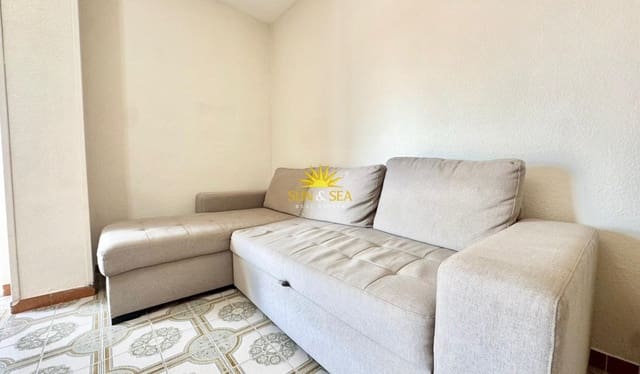   2 soveværelse   feriePenthouse i Punta Prima, Orihuela med   swimmingpool   - € 900 (Ref: 8800101)