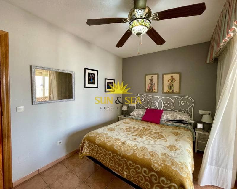 2 makuuhuone Huoneisto vuokrattavana paikassa La Manga del Mar Menor mukana uima-altaan 
autotalli - 700 € (Ref: 8802126)