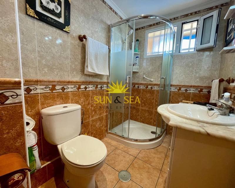 2 makuuhuone Huoneisto vuokrattavana paikassa La Manga del Mar Menor mukana uima-altaan 
autotalli - 700 € (Ref: 8802126)