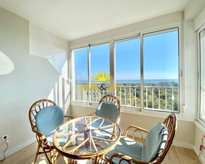 Apartamento de 1 habitación en Guardamar del Segura en alquiler con piscina - 550 € (Ref: 8802127)