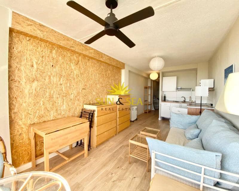 Apartamento de 1 habitación en Guardamar del Segura en alquiler con piscina - 550 € (Ref: 8802127)