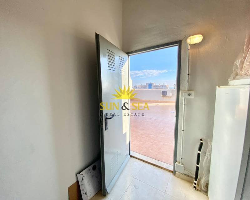 2 soveværelse Lejlighed til leje i Guardamar del Segura med swimmingpool garage - € 1.000 (Ref: 8803125)