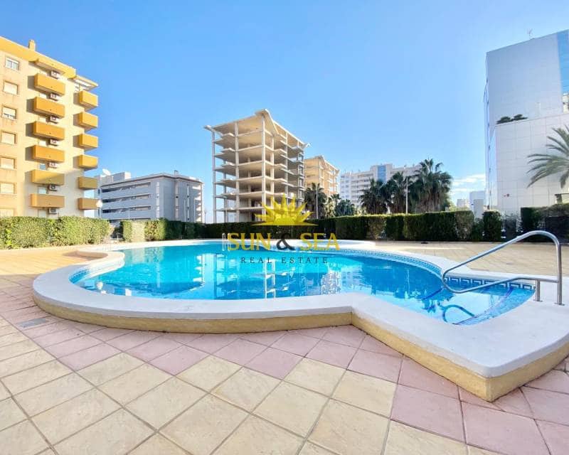 2 soveværelse Lejlighed til leje i Guardamar del Segura med swimmingpool garage - € 1.000 (Ref: 8803125)