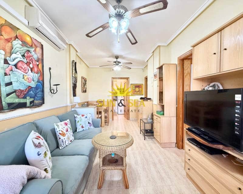 1 chambre Maison de Ville à vendre à Torrevieja avec piscine - 149 990 € (Ref: 8811869)