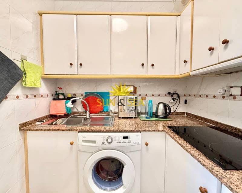 1 chambre Maison de Ville à vendre à Torrevieja avec piscine - 149 990 € (Ref: 8811869)