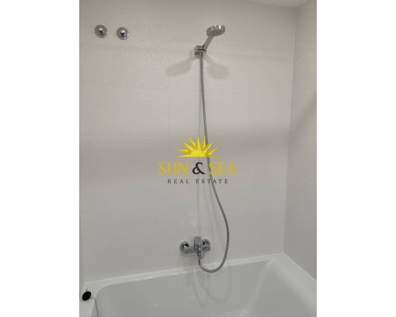 2 sypialnia Apartament do wynajęcia w Miasto Alicante / Alacant - 1 400 € (Ref: 8826722)