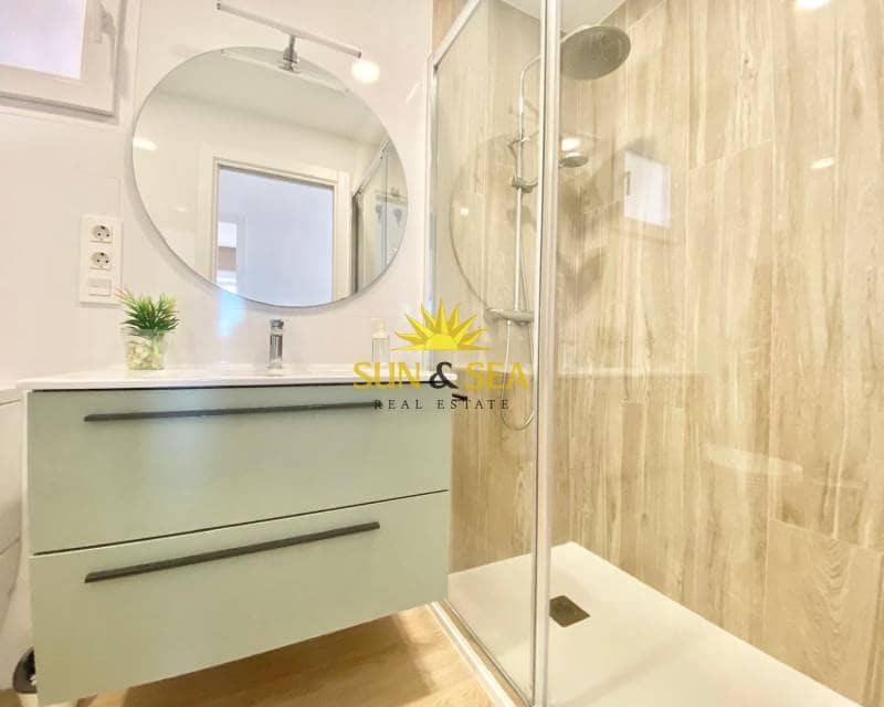 2 Zimmer Apartment zu vermieten in Santa Pola mit Pool - 700 € (Ref: 8845835)