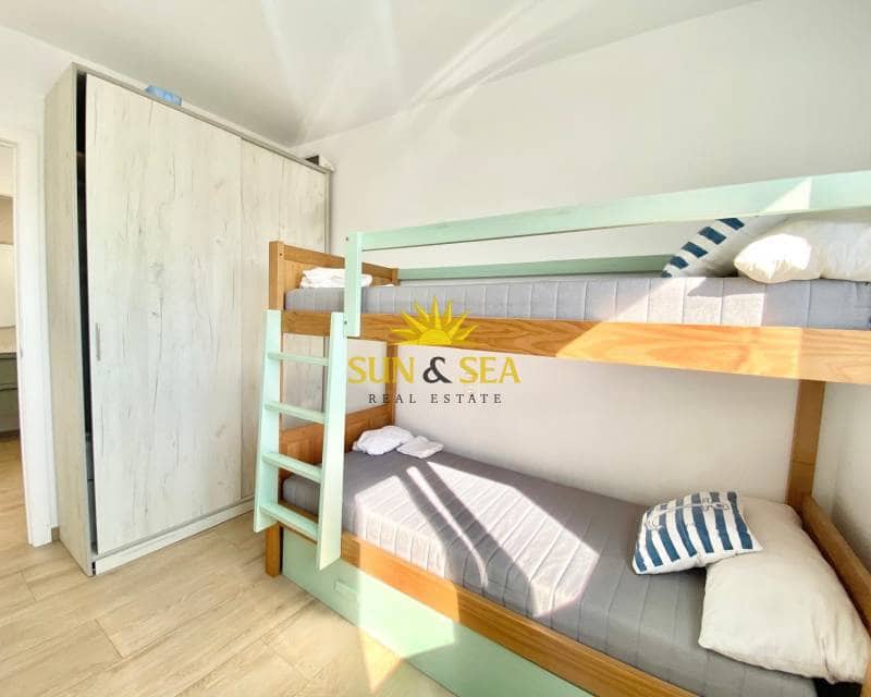 2 Zimmer Apartment zu vermieten in Santa Pola mit Pool - 700 € (Ref: 8845835)