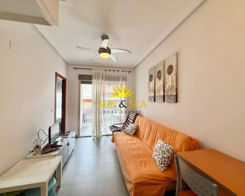 2 soveværelse Lejlighed til leje i Guardamar del Segura - € 800 (Ref: 8846876)