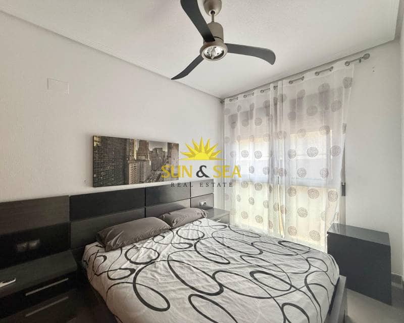 2 soveværelse Lejlighed til leje i Guardamar del Segura - € 800 (Ref: 8846876)