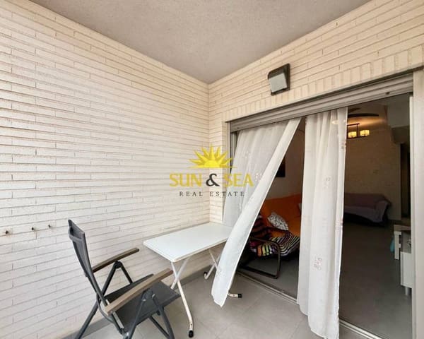 Appartement de 2 chambres à louer à Guardamar Playa, Guardamar del Segura - 800 € (Ref: 8846876)