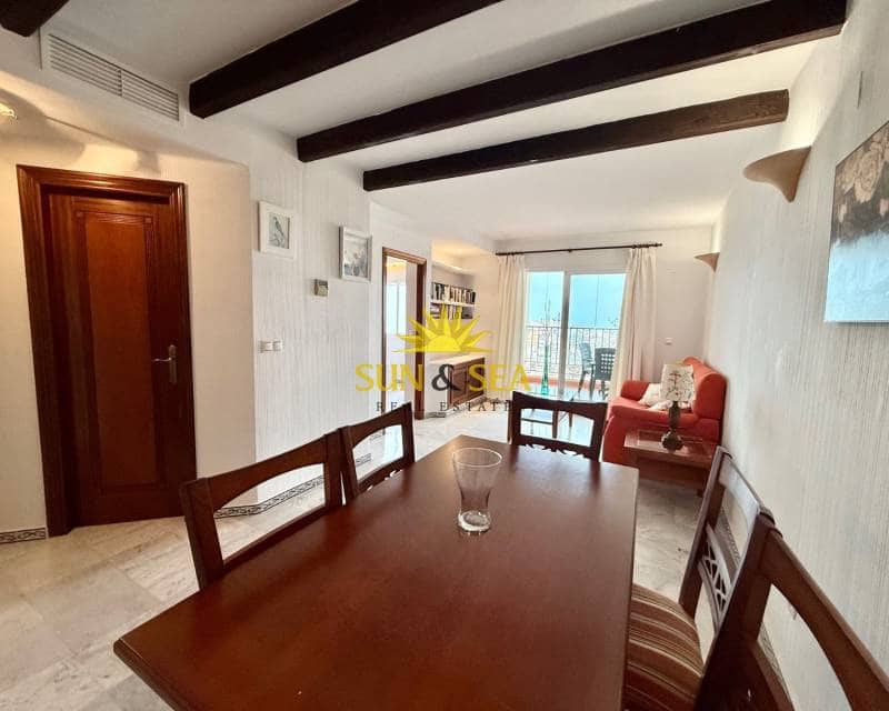 2 slaapkamer Appartement te huur in Torrevieja met zwembad - € 950 (Ref: 8848043)