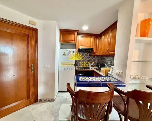 Appartement de 2 chambres à louer à Playa de los Locos, Torrevieja avec piscine - 950 € (Ref: 8848043)