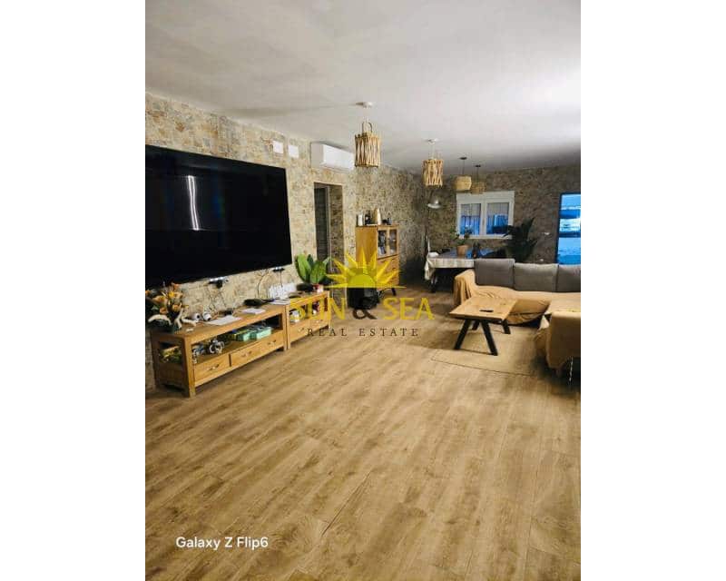 4 camera da letto Villa in vendita in Dolores con piscina garage - 636.600 € (Rif: 8851142)