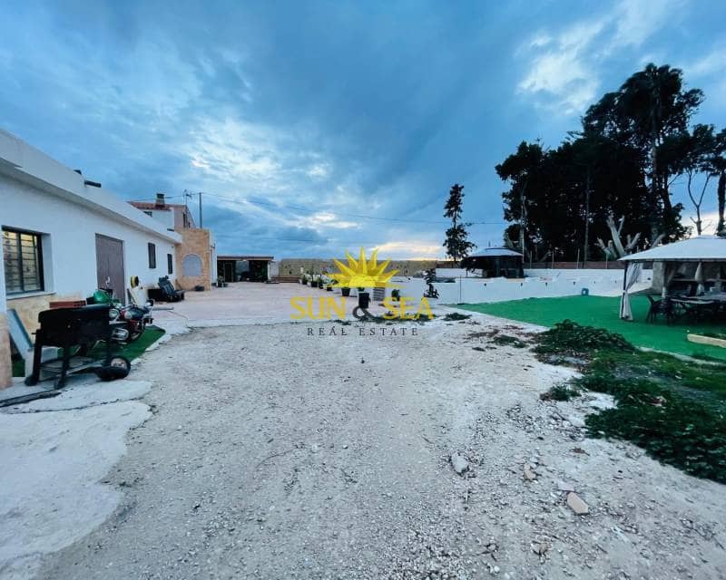 4 camera da letto Villa in vendita in Dolores con piscina garage - 636.600 € (Rif: 8851142)