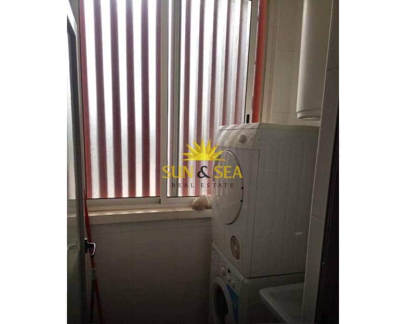 2 slaapkamer Appartement te huur in Arenales del Sol met zwembad garage - € 1.200 (Ref: 8855537)