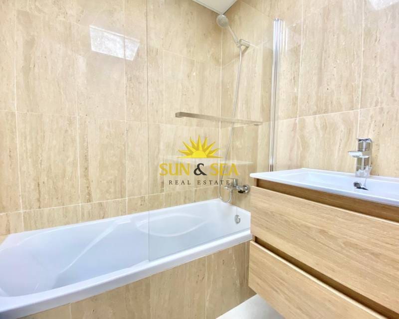 1 bedroom Apartment for rent in Los Alcazares with pool garage - € 800 (Ref: 8861376)