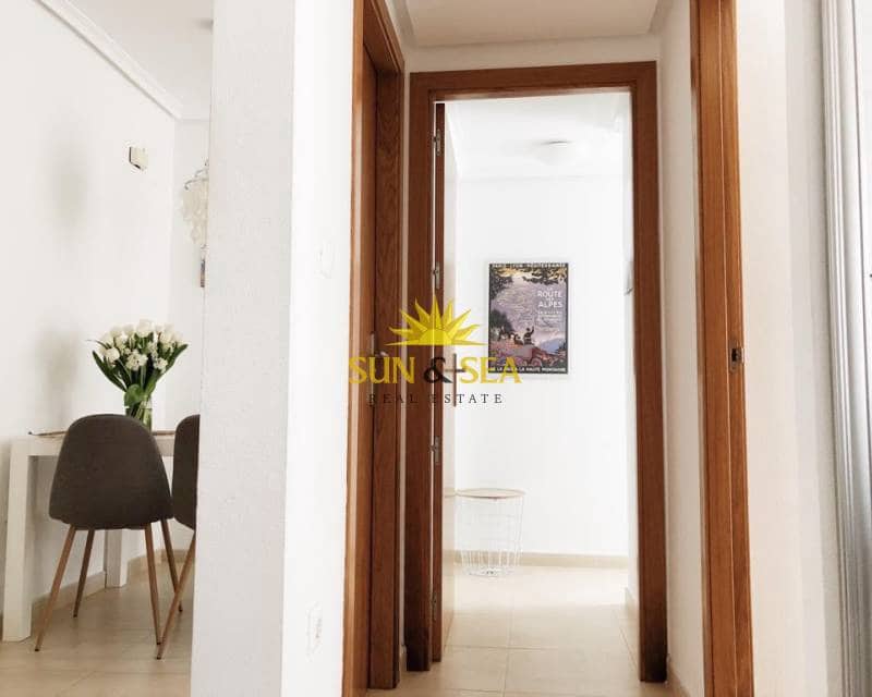 Apartamento de 2 habitaciones en Orihuela Costa en alquiler con piscina - 800 € (Ref: 8864341)