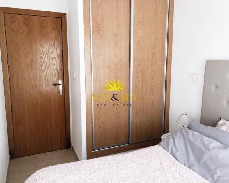 Apartamento de 2 habitaciones en Orihuela Costa en alquiler con piscina - 800 € (Ref: 8864341)