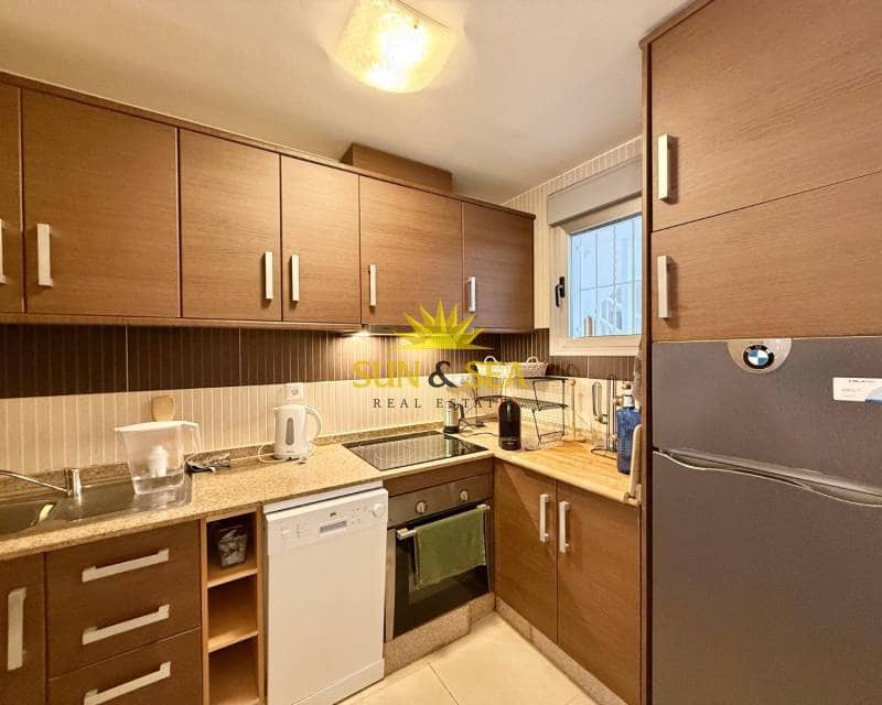 2 makuuhuone Huoneisto vuokrattavana paikassa Orihuela Costa mukana uima-altaan - 950 € (Ref: 8864341)