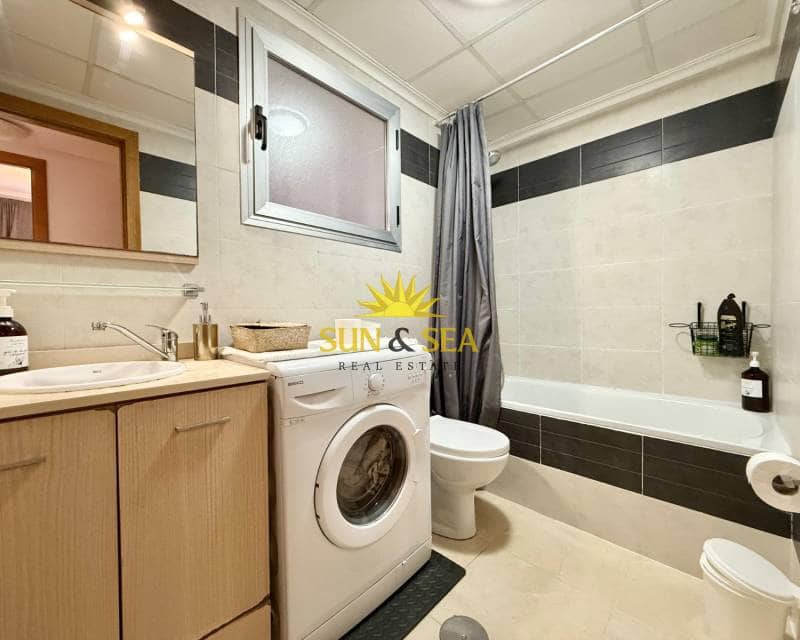 2 makuuhuone Huoneisto vuokrattavana paikassa Orihuela Costa mukana uima-altaan - 950 € (Ref: 8864341)