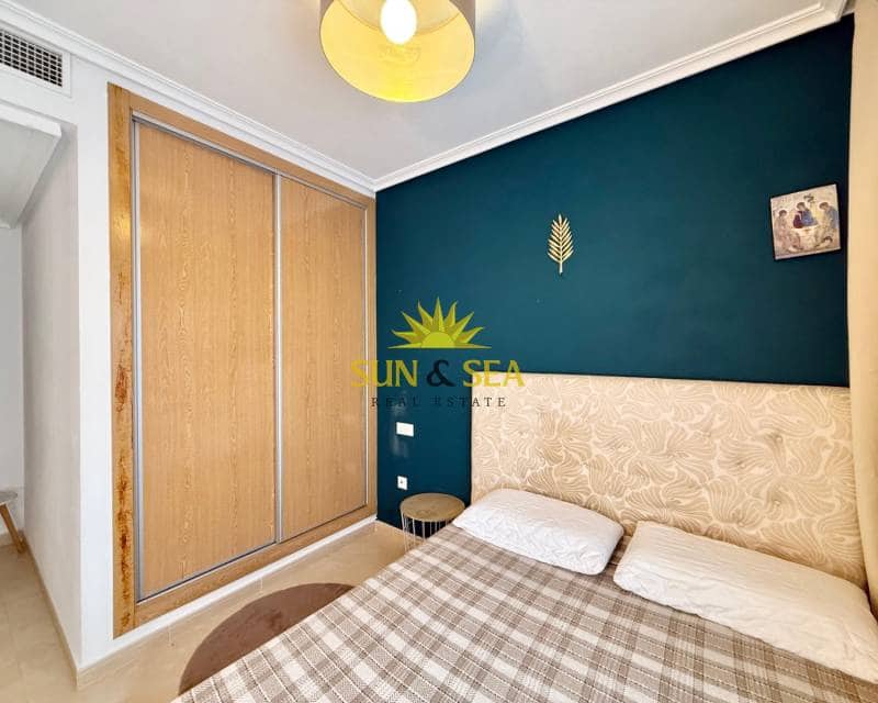 2 makuuhuone Huoneisto vuokrattavana paikassa Orihuela Costa mukana uima-altaan - 950 € (Ref: 8864341)