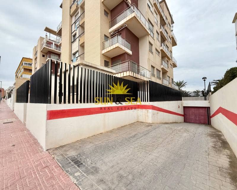 2 makuuhuone Huoneisto vuokrattavana paikassa Orihuela Costa mukana uima-altaan - 950 € (Ref: 8864341)