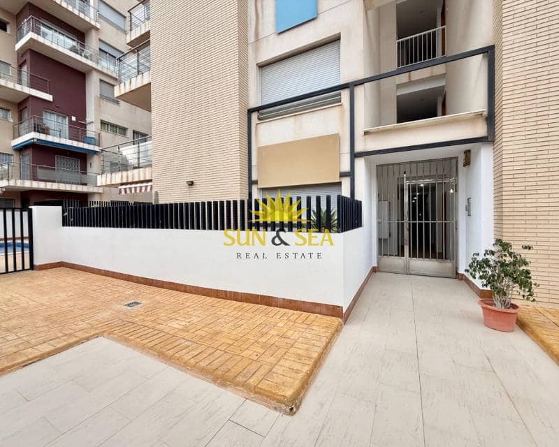 2 makuuhuone Huoneisto vuokrattavana paikassa Orihuela Costa mukana uima-altaan - 950 € (Ref: 8864341)