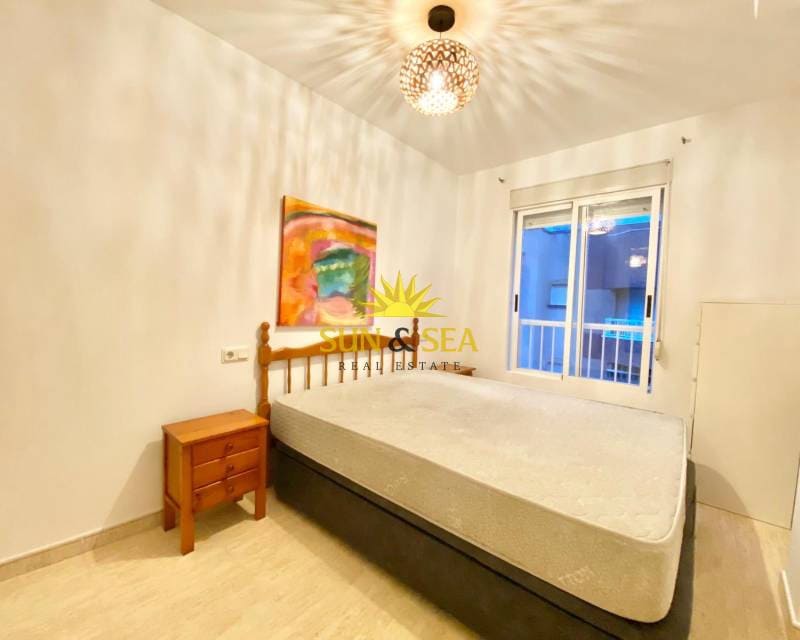 2 quarto Apartamento para arrendar em Guardamar del Segura com garagem - 800 € (Ref: 8865714)