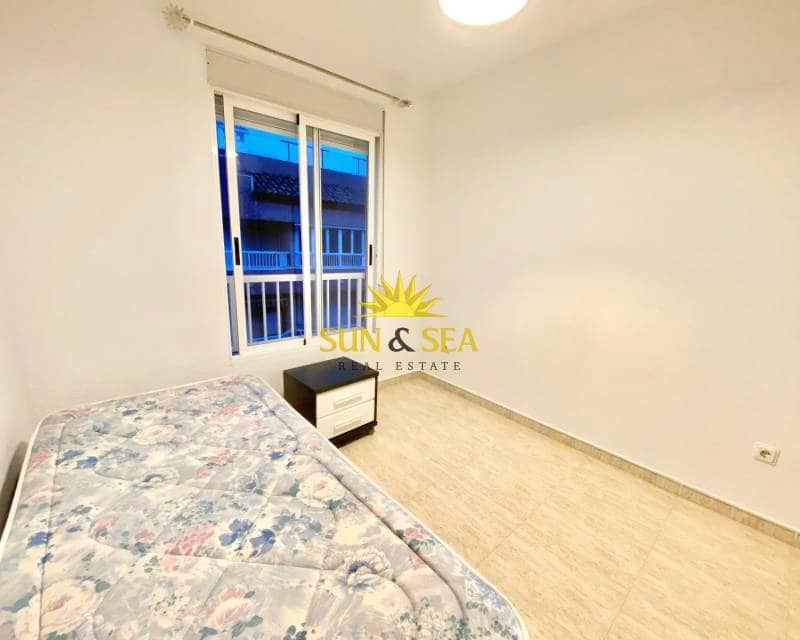2 quarto Apartamento para arrendar em Guardamar del Segura com garagem - 800 € (Ref: 8865714)