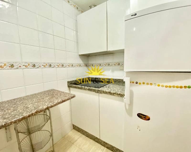 2 quarto Apartamento para arrendar em Guardamar del Segura com garagem - 800 € (Ref: 8865714)
