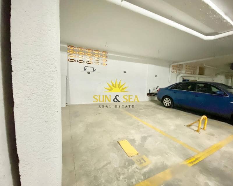2 quarto Apartamento para arrendar em Guardamar del Segura com garagem - 800 € (Ref: 8865714)
