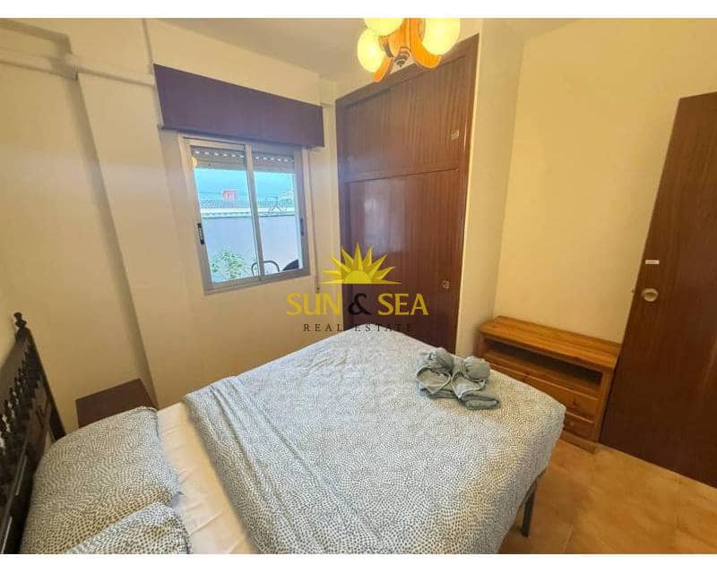 2 soverom Penthouse til leie i La Mata - € 900 (Ref: 8873847)