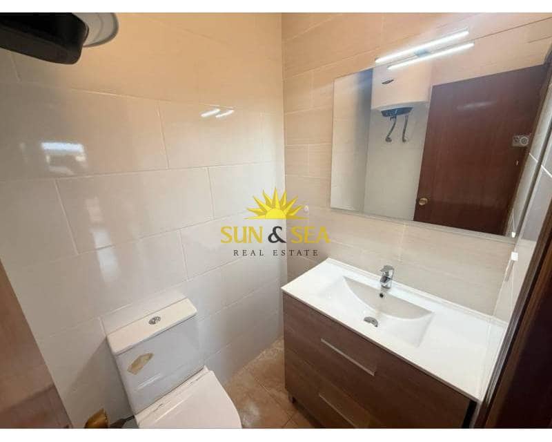 2 soverom Penthouse til leie i La Mata - € 900 (Ref: 8873847)