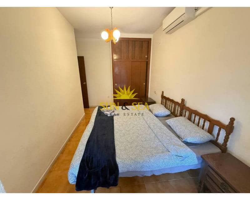 2 soverom Penthouse til leie i La Mata - € 900 (Ref: 8873847)
