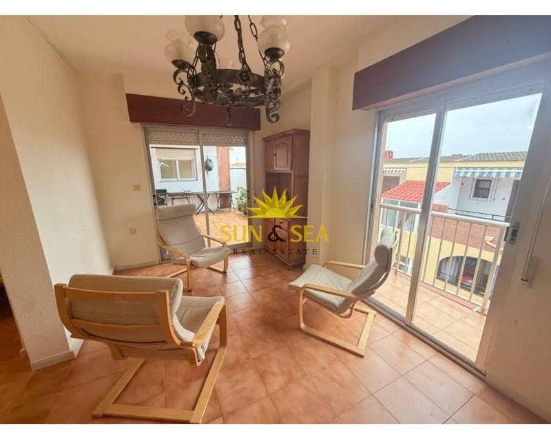 2 soverom Penthouse til leie i La Mata - € 900 (Ref: 8873847)