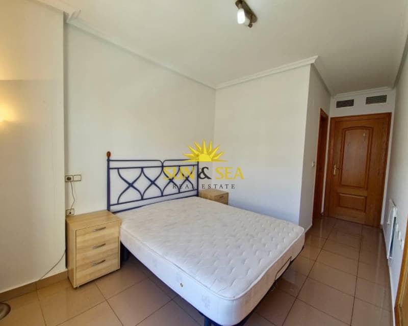 2 makuuhuone Huoneisto vuokrattavana paikassa Orihuela Costa mukana uima-altaan - 850 € (Ref: 8878217)