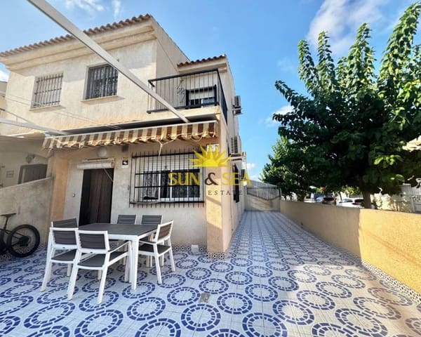 3 bedroom Villa for rent in Los Narejos, Los Alcázares - € 850 (Ref: 8886985)