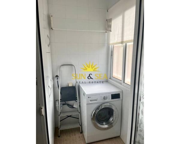 Appartement de 2 chambres à louer à Dehesa de Campoamor, Orihuela avec piscine garage - 950 € (Ref: 8886986)