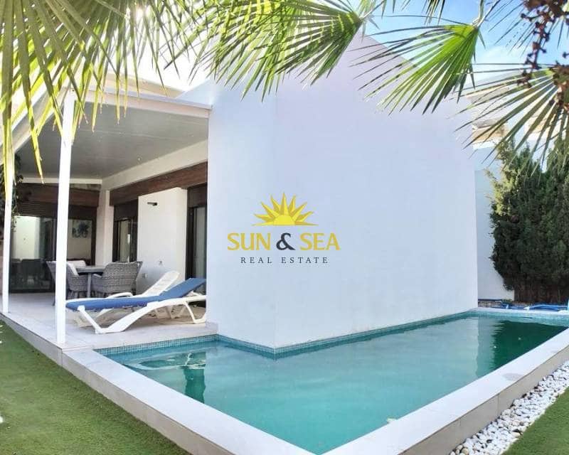 Chalet de 2 habitaciones en Los Dolses en alquiler con piscina garaje - 2.500 € (Ref: 8891426)