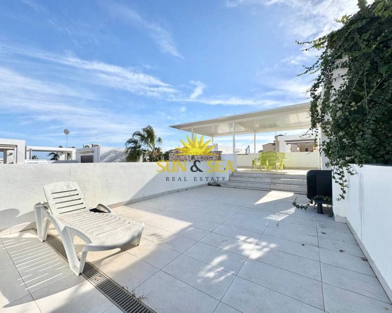 Chalet de 2 habitaciones en Los Dolses en alquiler con piscina garaje - 2.500 € (Ref: 8891426)