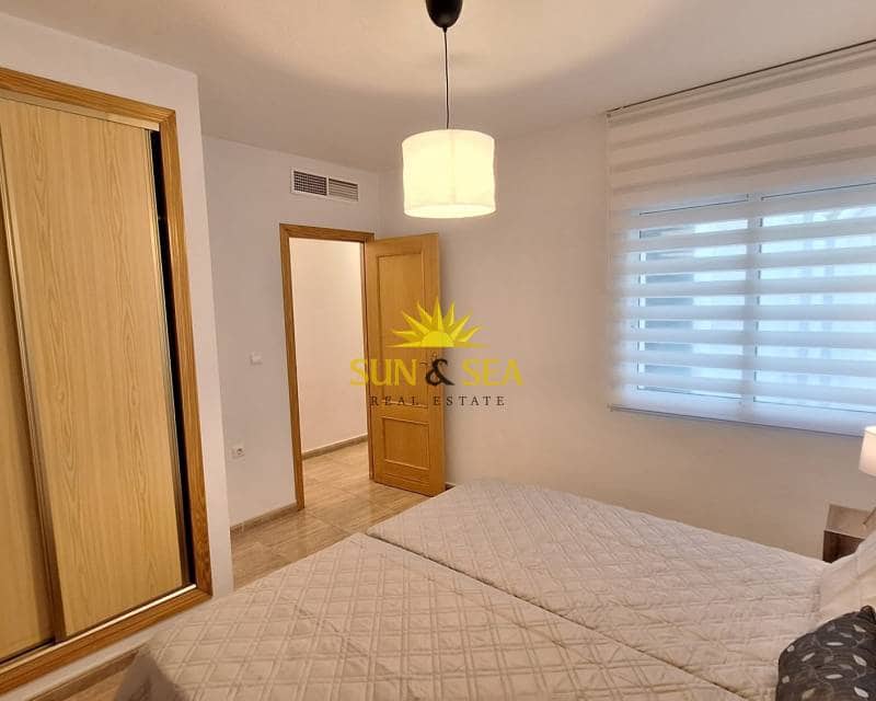 2 makuuhuone Huoneisto vuokrattavana paikassa Torrevieja - 800 € (Ref: 8893670)