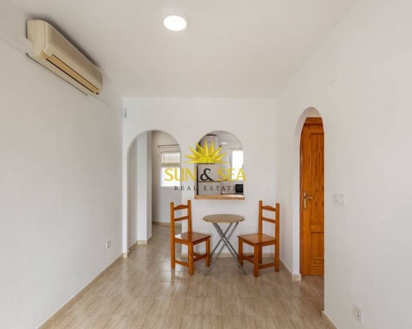 2 soverom Penthouse til leie i Centro, Torrevieja - € 750 (Ref: 8895395)