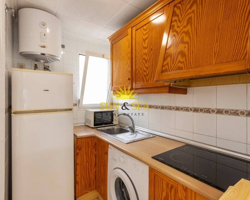 2 soverom Penthouse til leie i Torrevieja - € 750 (Ref: 8895395)