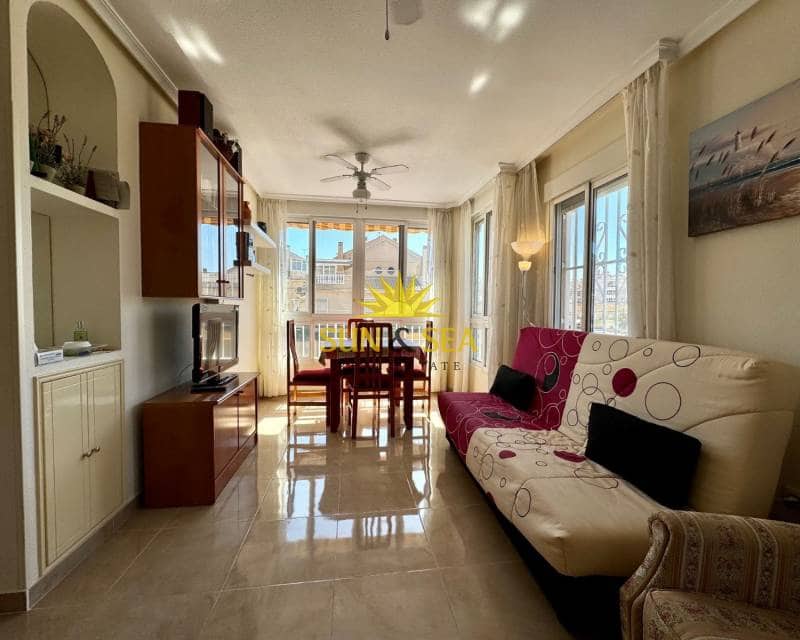 2 camera da letto Attico in vendita in Torrevieja con garage - 130.000 € (Rif: 8895396)